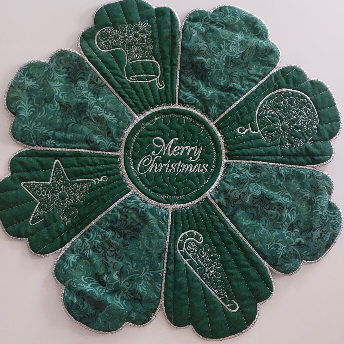 Reversible Merry Christmas Green Table Topper